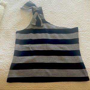 Cute bow top. Brand new with tag. Ships next business day.